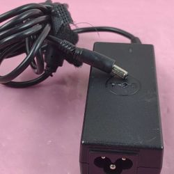 Original OEM DELL XPS 45W AC Adapter 0YTFJC 0KXTTW 00285K 070VTC DA45NW140