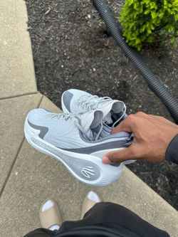 Under Armour Curry 12