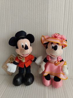 Mickey & Minnie Plush Keychain — Tokyo Disney Japan - Rare Collectible