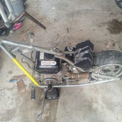 Mini chopper with 210cc engine, and more 350 or trade for working mini bike or build