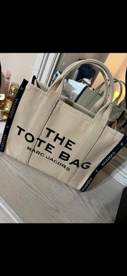 Mark Jacob medium size tote bag , beige color