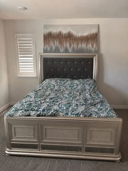Queen Bed set (4 piece)