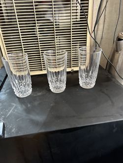 These vintage glasses are identified as Cristal d'Arques-Durand Tuilleries Villandry highball glasses.