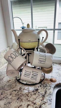 Rae Dunn tea / coffee set
