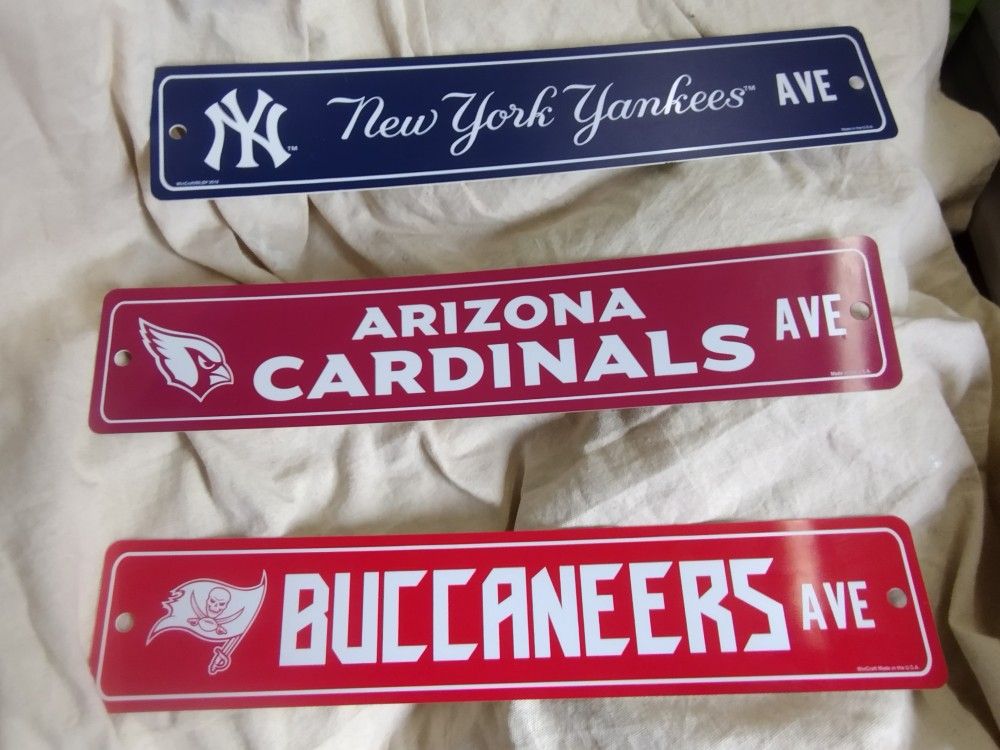 Sports Sign