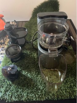 Nama- cold press slow juicer