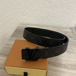 Luis Vuitton Belt