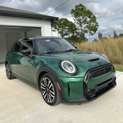 mini cooper s ( private owner ) mini bmw infiniti mercedes benz audi lexus nissan toyota dodge jeep chevrolet 