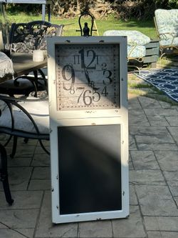 Clock Chalkboard 