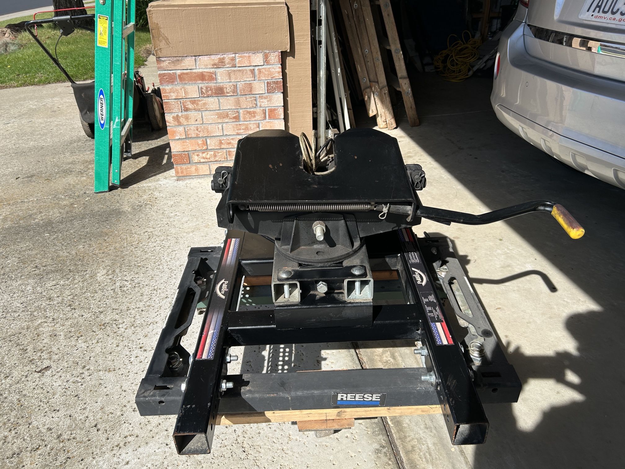 16,000 Fifth Wheel Support Glide