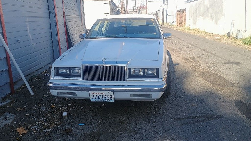 1996 Chrysler New Yorker