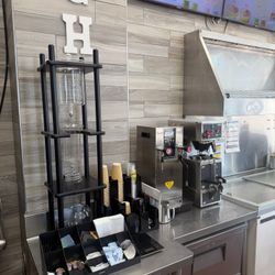 Like-New Coffee Shop Equipment for Sale 🔹