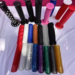 Low Rider Grips Mountain Bike Grips, Selling A Pair From $7. Dollar To $40 A Pair