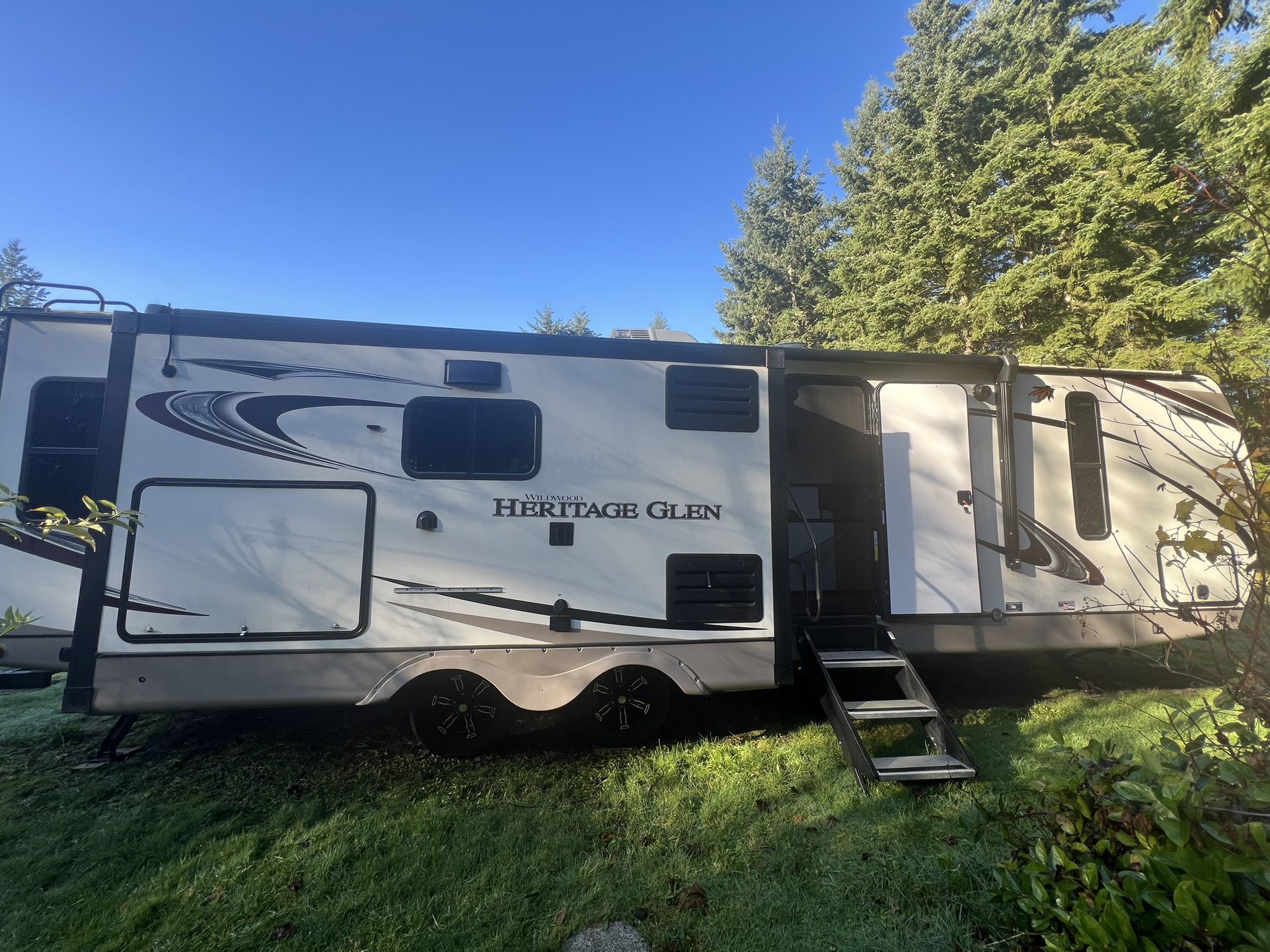 2021 Forest River Wildwood Heritage Glen