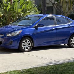 2012 Hyundai Accent
