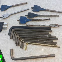 Bunch Of Allen Wrench And The Wood Boring Bits