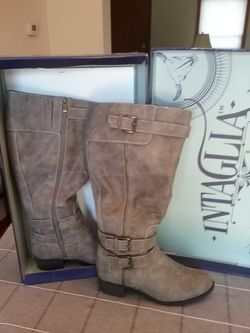 Ladies boots, size 9W, extra wide calf