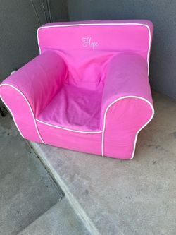 Portable memory foam chair