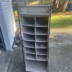 Nice BIRDROCK HOME 12 Cubby Vertical Shoe Rack Organizer  in very good condition 