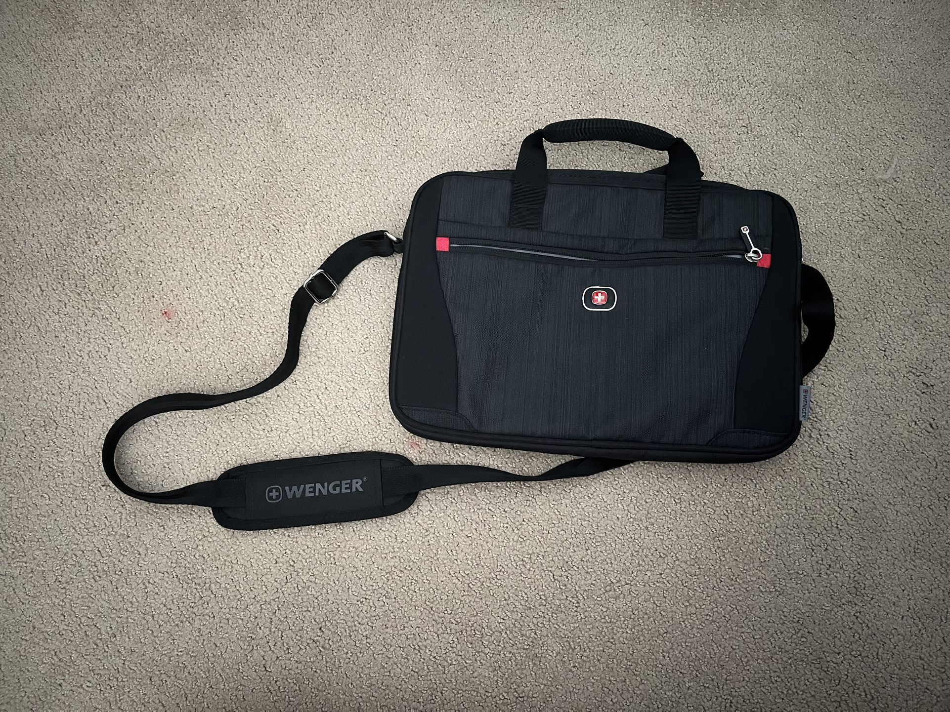 Swiss gear Wegner 16 Inch Slim Laptop Bag With Shoulder Strap - Fits Up To 16” Laptop (recommend 15.6 Or Smaller)