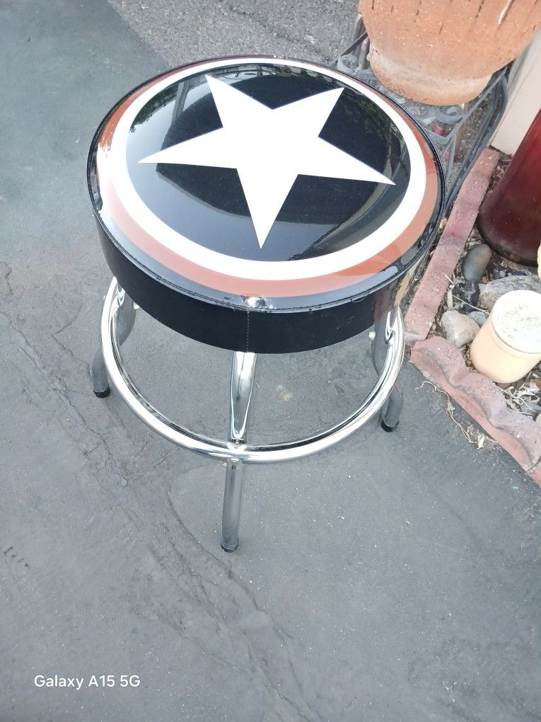 Captain America Stool