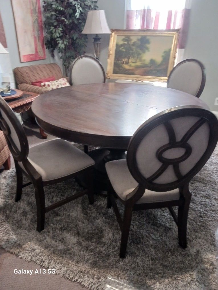 Dining Table And Chairs... Delivery Available