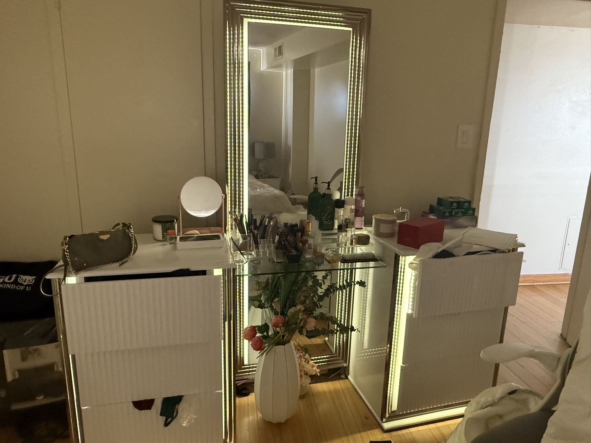 Vanity Mirror