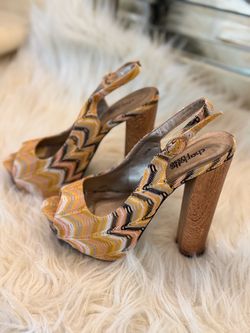 Multicolor heels
