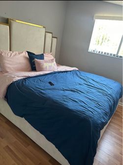 Kind size bed