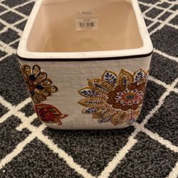 Flower Pot - Kleenex Cover