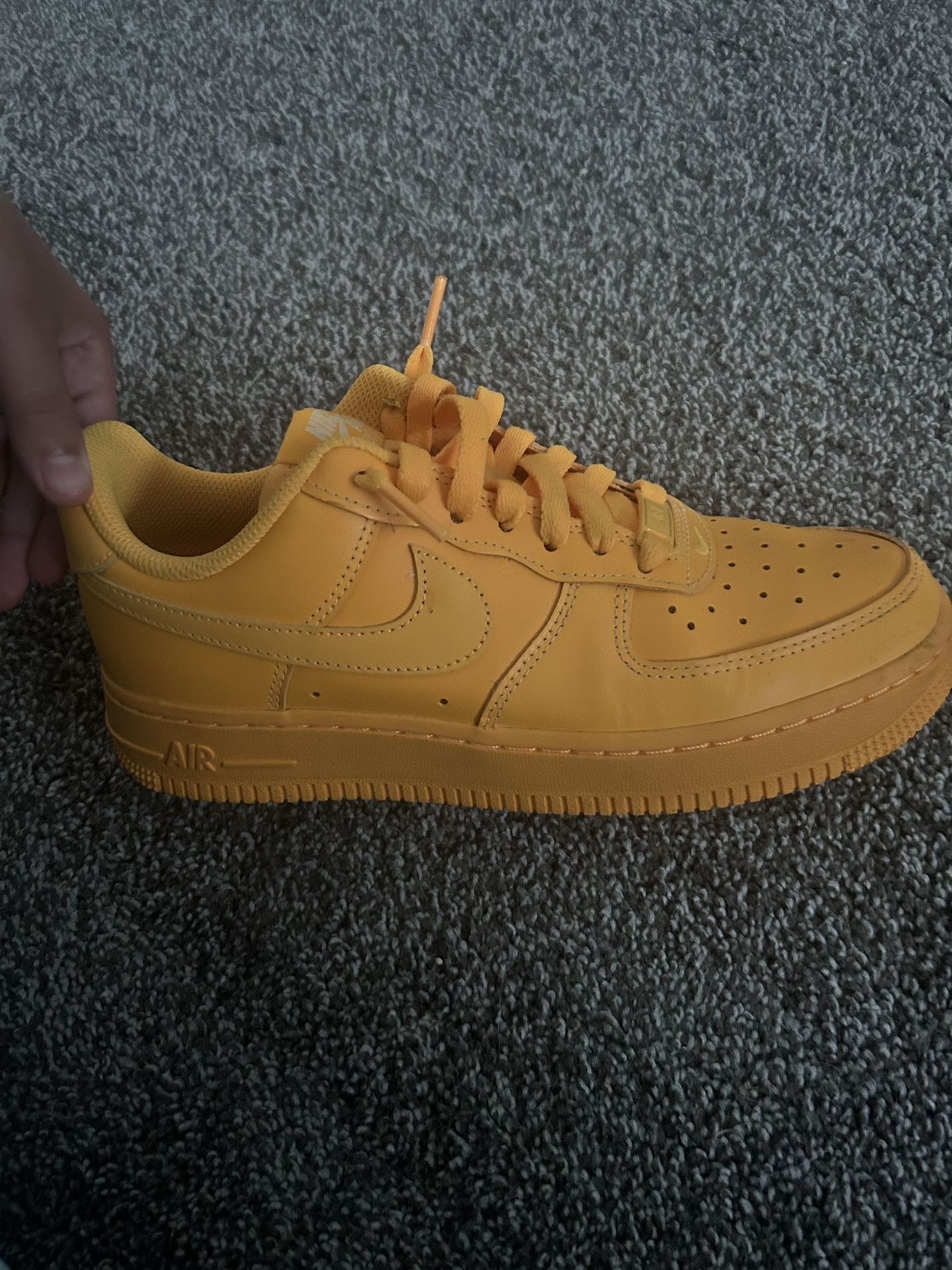 Air force 1 yellow traini