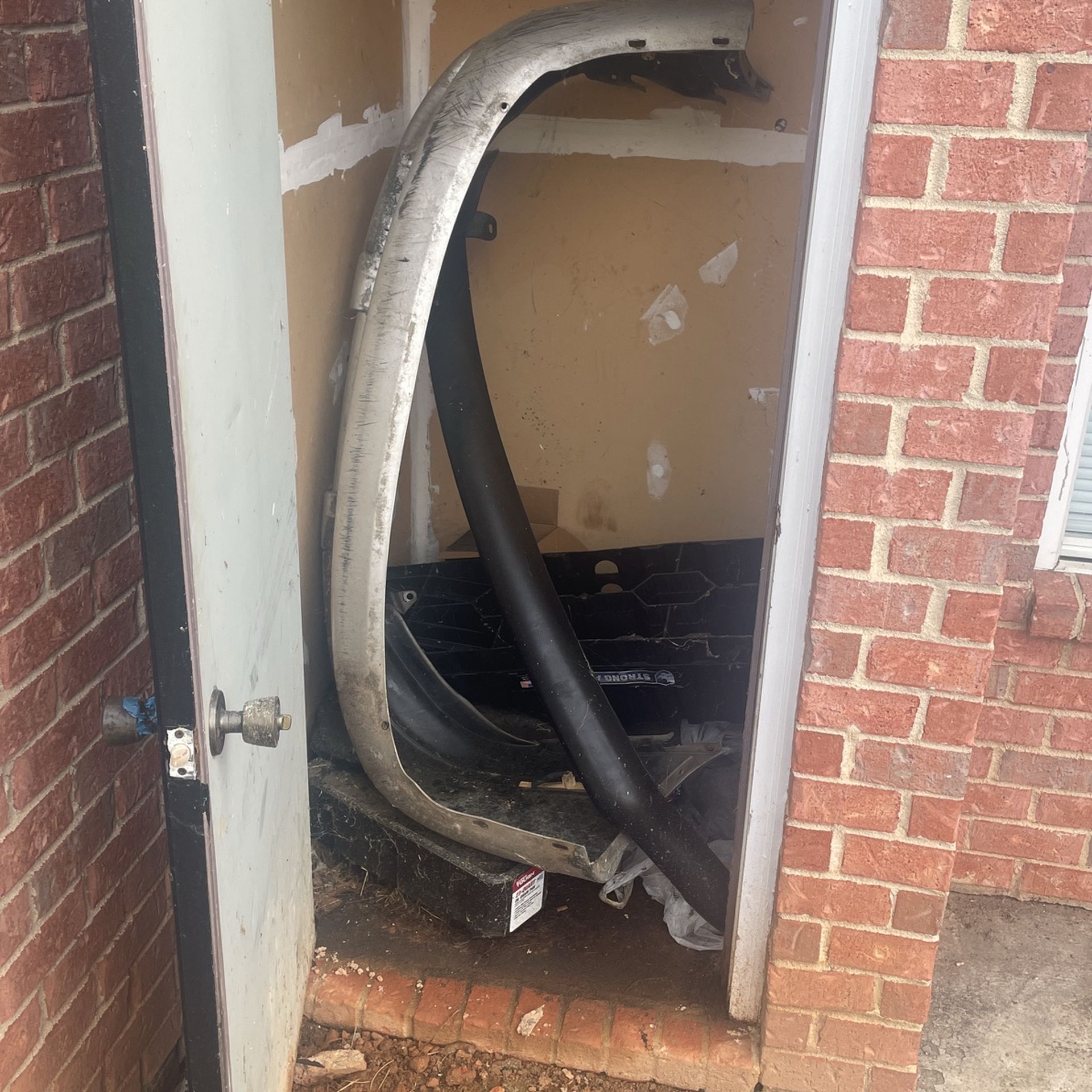 2000 Chevy Mailbu Bumper