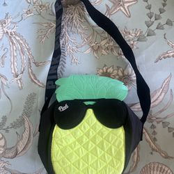 Victoria’s Secret PINK Pineapple 🍍 Cooler Bag