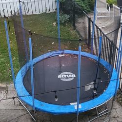 Trampoline 10ft