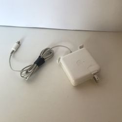Genuine Apple Power Adapter 45W Model A1036