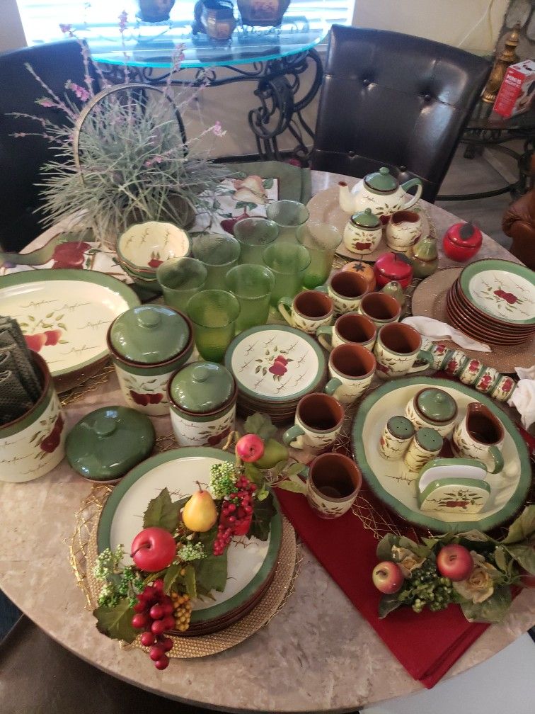 HOME INTERIOR Apple Orchard Collection