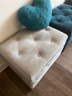 Set of 2 Velvet Tufted Storage Ottomans