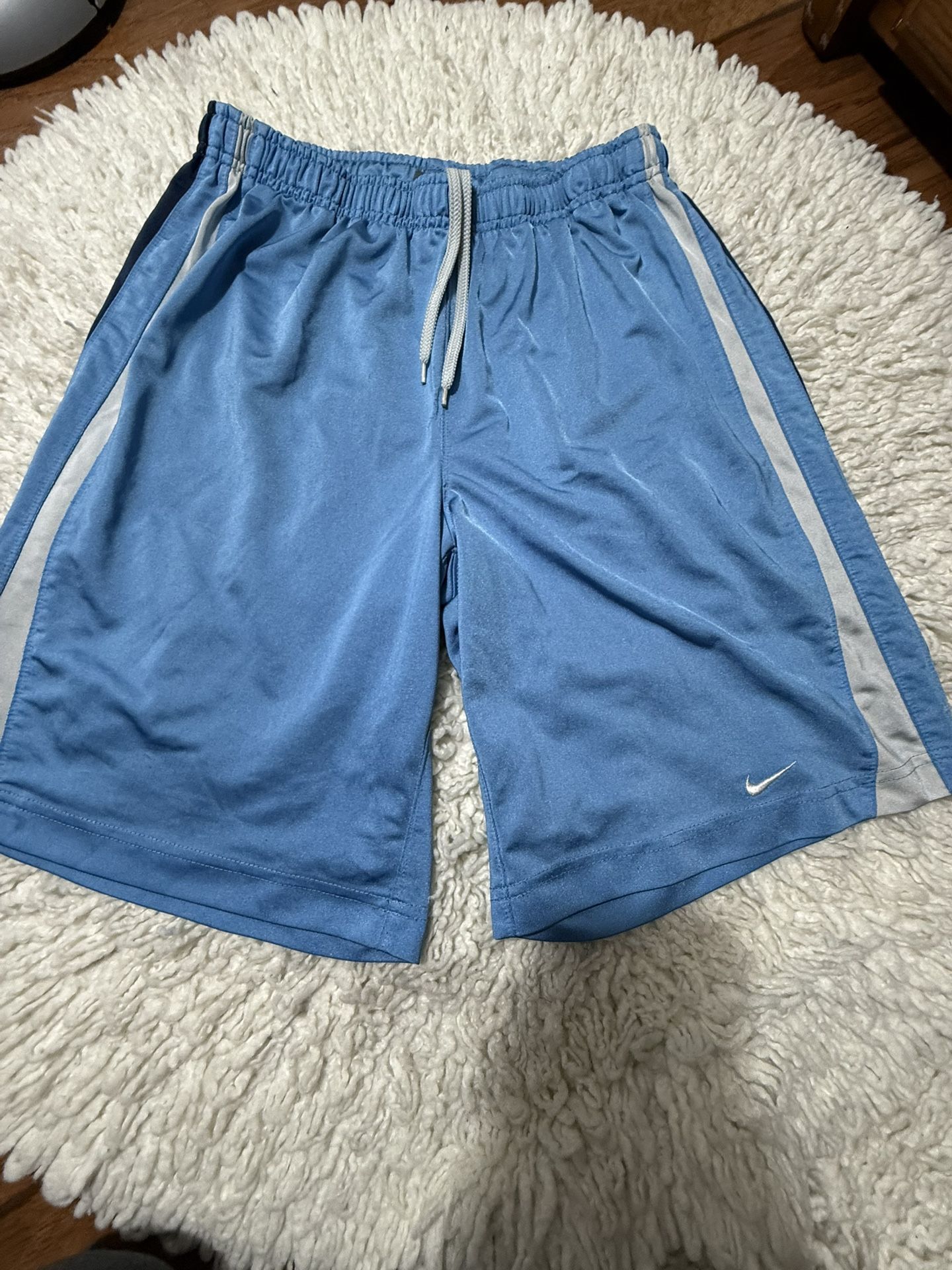 Nike men’s shorts large on tag