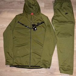 Men Nike Sweatsuits Size 3x 