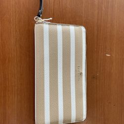 Kate Spade Clutch Wallet White And Beige 