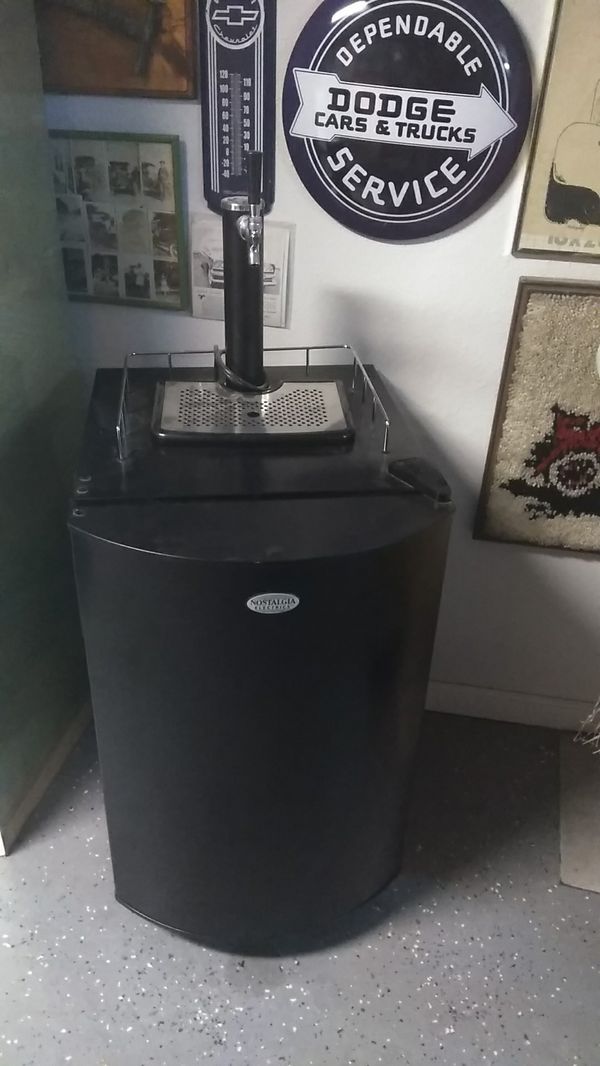 Kegerator by Nostalgia co. for Sale in Kent, WA OfferUp