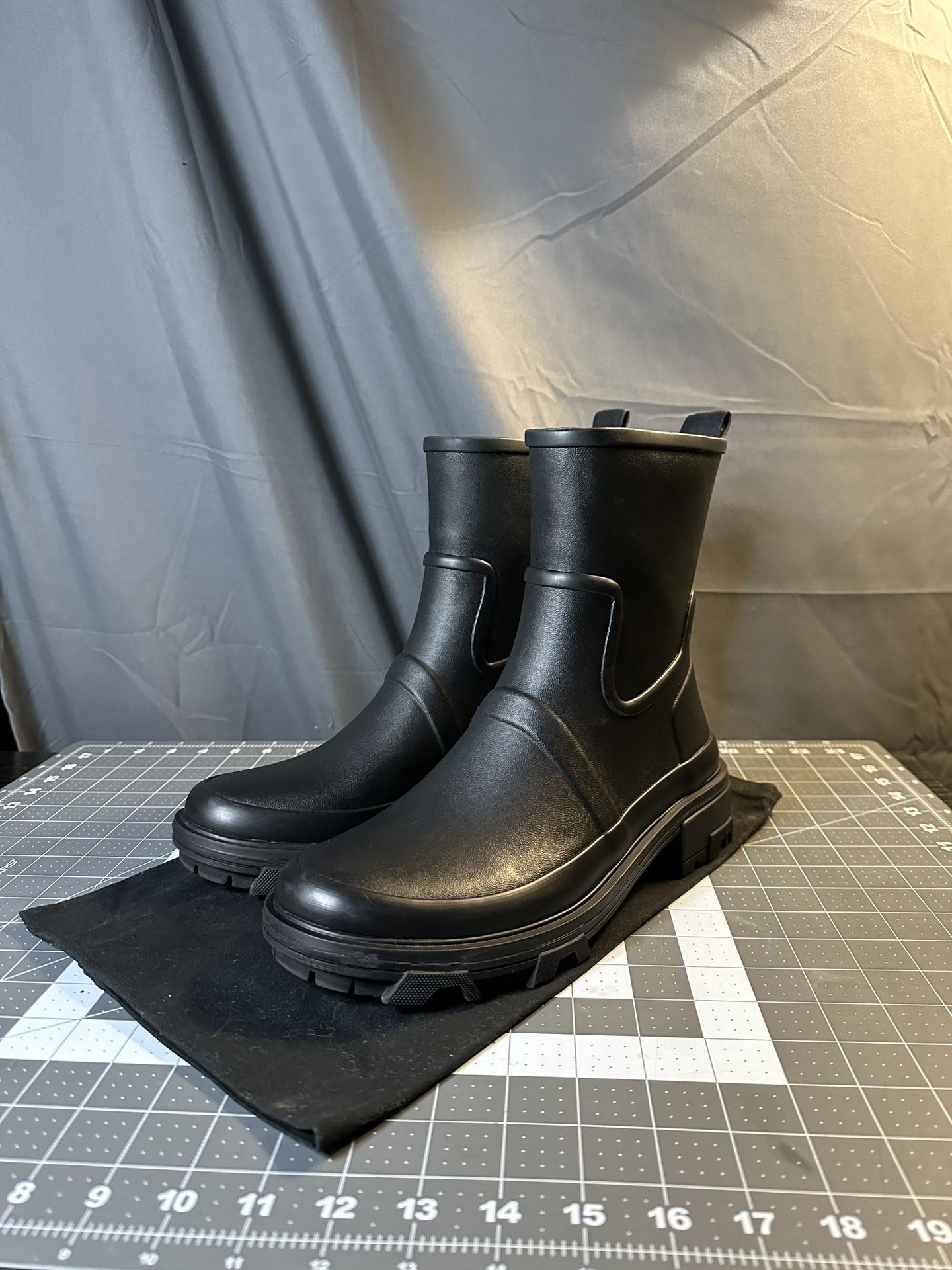 Rag & Bone Shiloh Rain Boots Size 40
