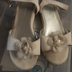 Cherokee Silver Wedges Flower Decor Sandals Size 11c