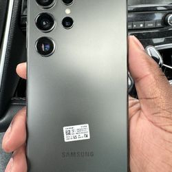 Verizon Galaxy S24 Ultra 512gb $800