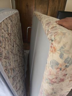 Orthomatic bed with mattress