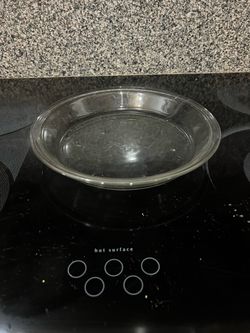 Pyrex 9” Glass Pie Dish