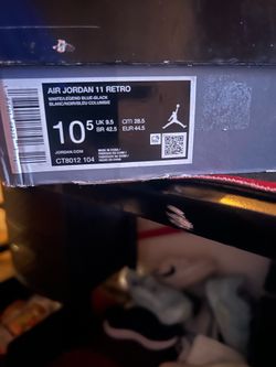 Air Jordan 11 legend blue