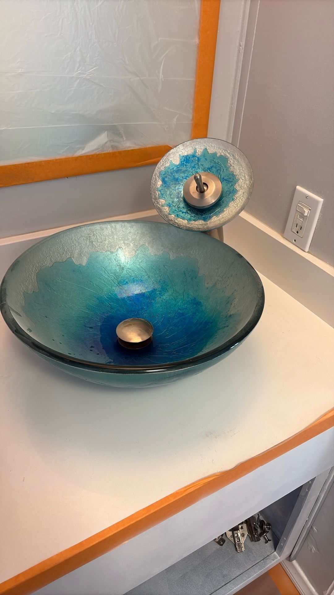 Kraus Top Sink And Faucet