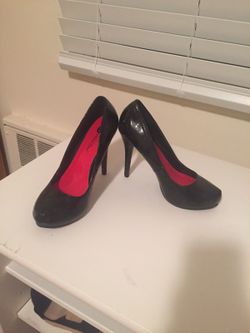 3" Michael Antonio Black High Heels Size 8