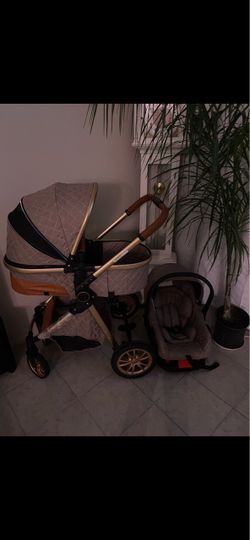 Babies stroller and car seat